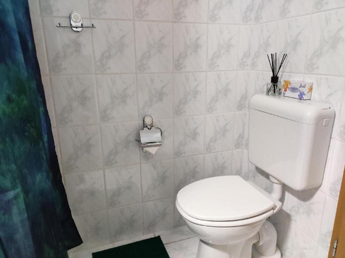 Ferienwohnung Schaefer Mit Direktem Zugang Zum Garten Windberg Екстер'єр фото